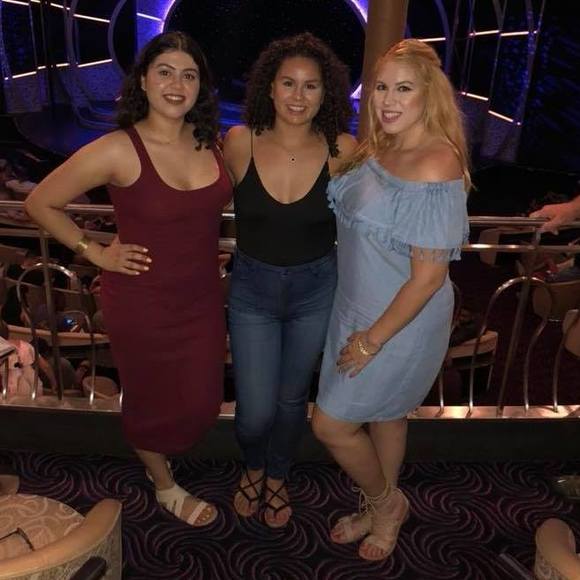 Meet your Posher, Rachel - Picture 1 of 1